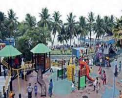 It also has several kids ride so you need not have to worry if you are accompanied by your kids to the park.